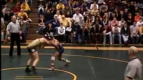 Jarett Chiri vs Alex Mead #1 152lb USA vs Iowa wrestling