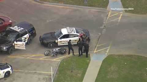 Biker Attempts to Evade Police In High Speed Chase... Eat Grass Takedown (Dallas Texas)