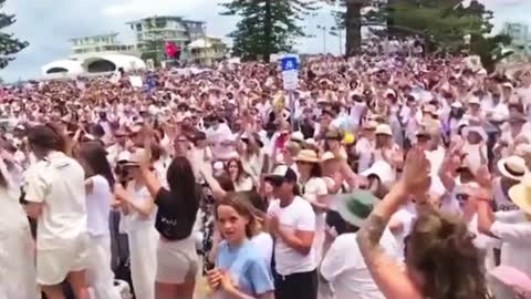WE LOVE YOU, AUSTRALIA!!! POWER TO THE PEOPLE!!!