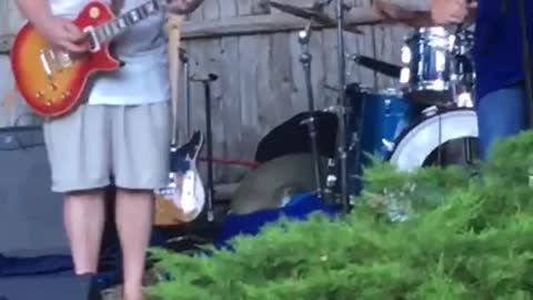 Amazing Uncle Chef At The Cookout Gets Up And Plays For The Family!