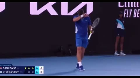 Heckler Yells "Get Vaccinated" At Novak Djokovic, Novak Smashes Ace For The Win