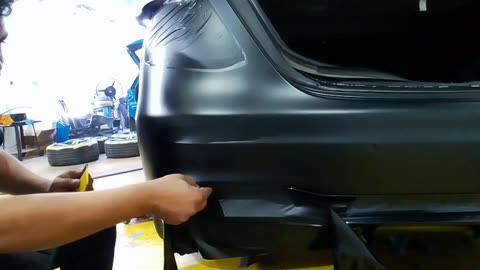 Watch This Pro Wrap Artist Turn a Car into a Mirror Finish Masterpiece!"