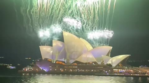 THE GRAND OPENING OF THE VIVID SYDNEY 2024 FESTIVAL, AUSTRALIA!