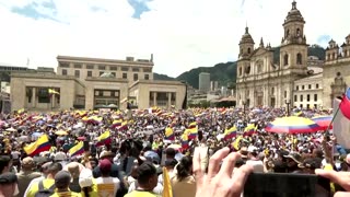 Colombians march against Petro's reforms
