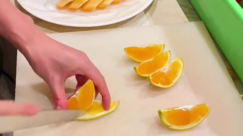 Best amr satisfying video of fruit cutting