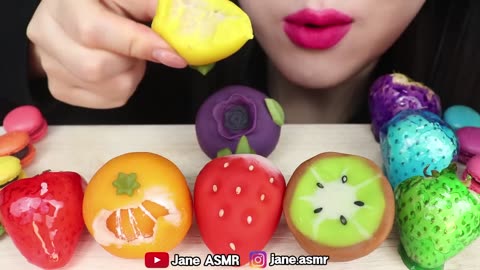 ASMR SWEET BEAN CAKE_ FRUIT MOCHI_ STRAWBERRY TANGHULU 과일 화과자_ 탕후루 먹방 MUKBANG