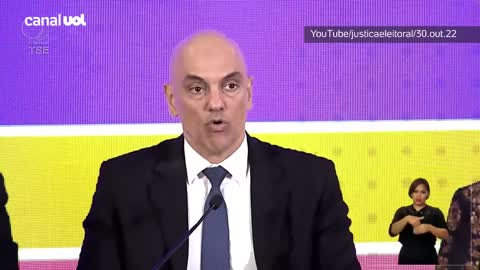 Alexandre de Moraes conversou com Lula e Bolsonaro após resultado das eleições