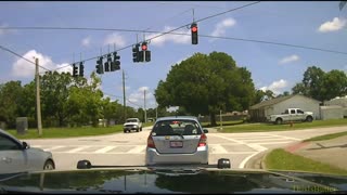 Florida Cop Praised for Saving Unresponsive Driver Who Drifted Into Intersection