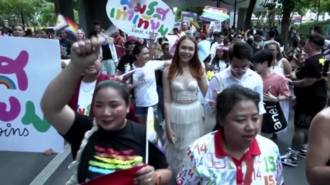 Thai couple finds hope in same-sex marriage bill