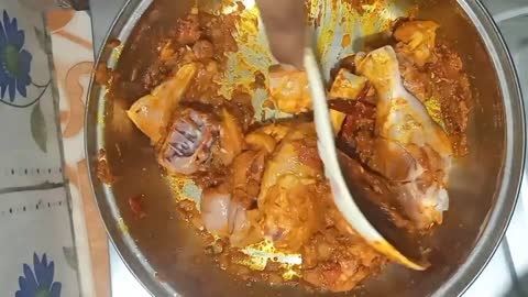 Resturant style Chicken gravy at home only 20 minutes cooking by maina.