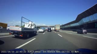 Highway Crash Avoided in Italy