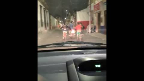 Vigilante ciudadano denuncia imprudencia de ciclistas y motociclista en Bucaramanga