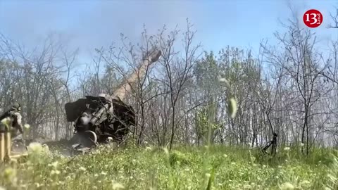 The Ukrainian military successfully deploys trophy d-20 gun-howitzer against Russian Forces