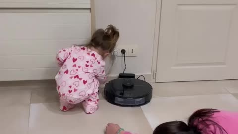 😂Baby__video #babyshorts #cutebaby #viralshorts #viralbabyvideos #baby #cutecompilation #babycomedy