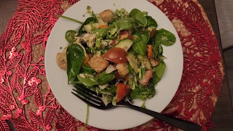 Delicious Chicken Salad in less than 10 minutes