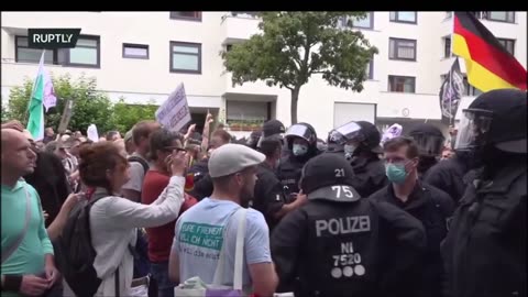 Rakoilua poliisin riveissä Saksassa