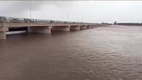 Flood in Pakistan river sutluj.