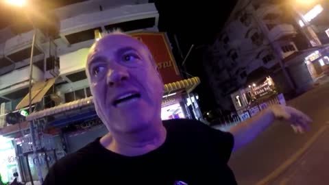 I meet my first subscriber in Pattaya an awesome moment for me ! Vlog-020