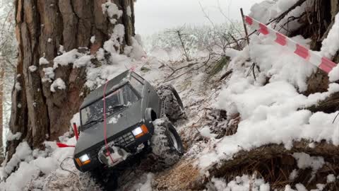 Jeep Trial Cross in Snow with RC Cars part 1 of 2