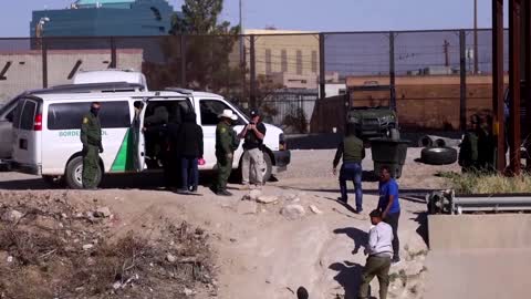 Migrants tell of mass kidnappings in Mexico