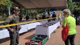 Destrucción de armas traumáticas y cortopunzantes en Bucaramanga