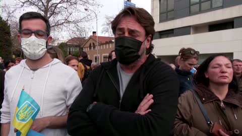 Javier Bardem protests outside Russian embassy