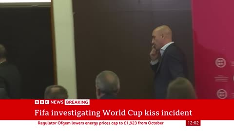 Luis Rubiales Spanish football boss refuses to quit after Womens World Cup kiss BBC News