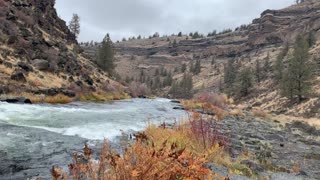 Central Oregon – Steelhead Falls – The Wild Crooked River – 4K
