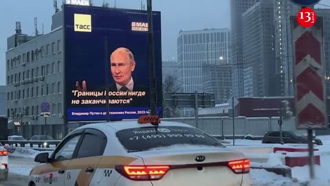 Putin billboard raises invasion fears: “Russia's borders do not end”