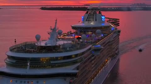 Luxury Cruise Ship Tour: Inside the World's Most Opulent Liners