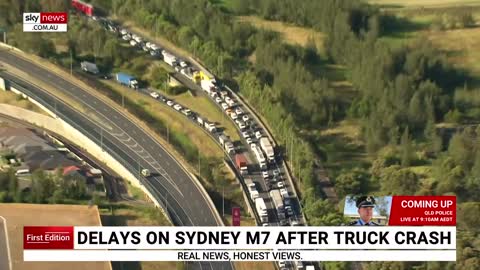 Delays on Sydney M7 after truck crash