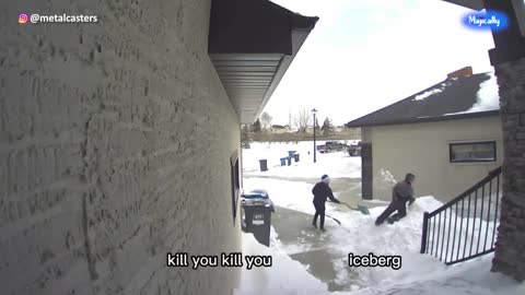 Young entrepreneurs get excited about _rich people_ paying them to shovel snow in adorable moment