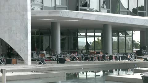 Video shows Brazil's ransacked presidential palace