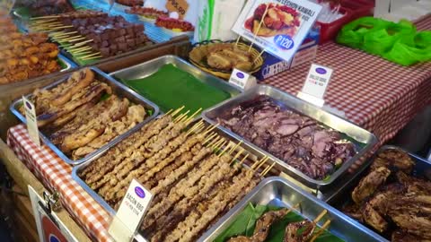 AMAZING BBQ Street Food | IHAW IHAW in the Philippines 2017 !!