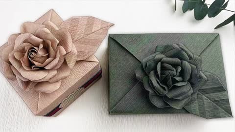 DIY Gift Wrapping - Gift Box Packing With Realistic Paper Flower
