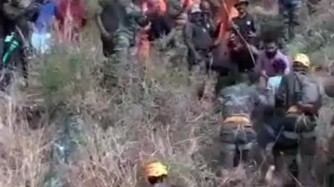 Indian army rescuses youth trapped in mountain cleft in kerala