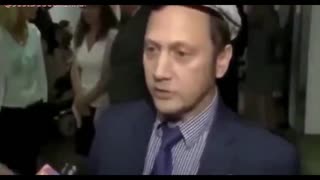 Rob Schneider Speaks out against VACCINES