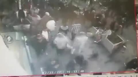 Once heridos en una fuerte explosión en el centro de Estambul, Turquía