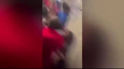 Texas: Mob of Ninth-Grade Students Viciously Attack Female Assistant Principal who was Trying to Break up a Fight in the Hall