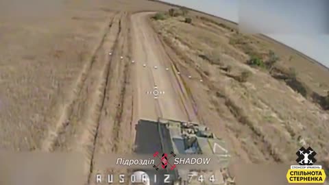 🎯 Ukraine Russia War | FPV Drone Hits Russian BREM Vehicle Evacuating a Tank | RCF