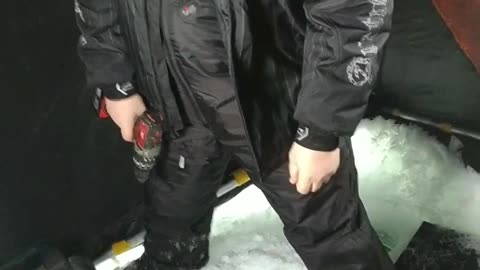 Icefishing fail