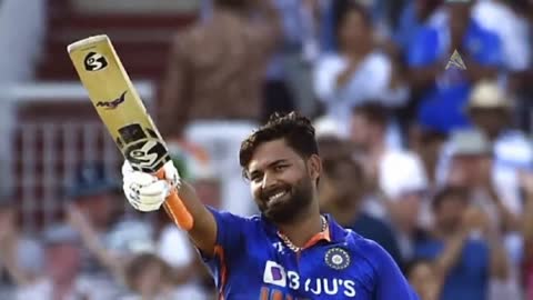 India vs New Zealand 3rd T20 match stopped due to rain _ Fans Fire to Rishabh Pant