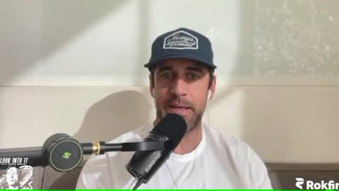 Jets QB Aaron Rodgers says that HIV was created by the US government.