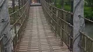 Very relaxing walking on such a lovely suspension bridge