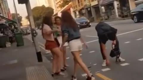 WHOA! Sexy Asian Ratchets Fight Like Mad in Geylang