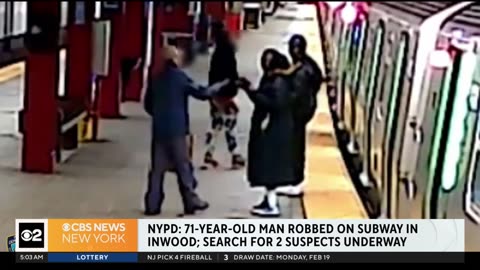 71-year-old man robbed in the subway