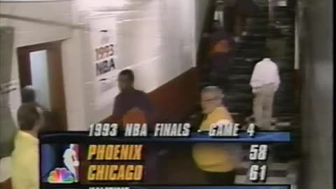 June 16, 1993 - Bulls Head to Chicago Stadium Locker Room at Halftime