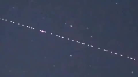 Have you seen a Starlink satellite train??