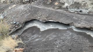 Central Oregon – Steelhead Falls – Section of Trail has Eroded Away – 4K