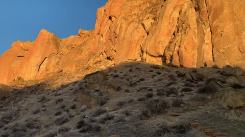 Morning Canyon Glow – Smith Rock State Park – Central Oregon